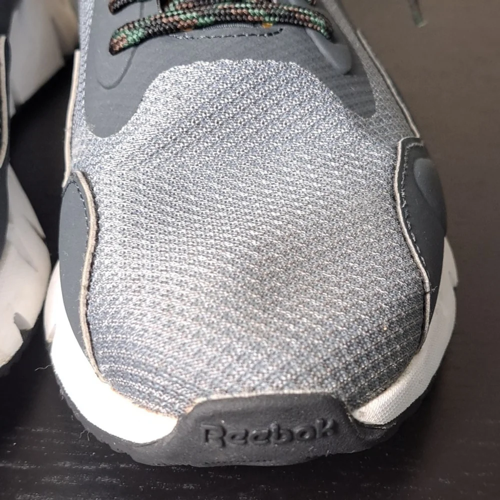 Reebok Zig Dynamica Running Shoes Big Kids 5.5 or Women's 7.5 24cm - Picture 13 of 17